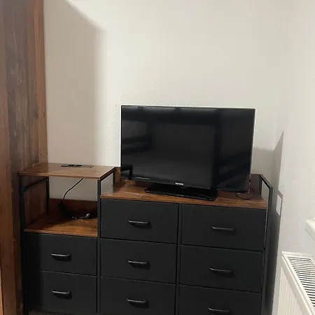 Nostalgie - Perle Plauen-zentrum & S-bahn Naehe Fuer Bis Zu 6 Personen Im Eg, Sehr Ruhige Lage & Ebk & Pkw-stellplatz Apartamento *