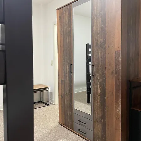 Nostalgie - Perle Plauen-zentrum & S-bahn Naehe Fuer Bis Zu 6 Personen Im Eg, Sehr Ruhige Lage & Ebk & Pkw-stellplatz Apartamento *